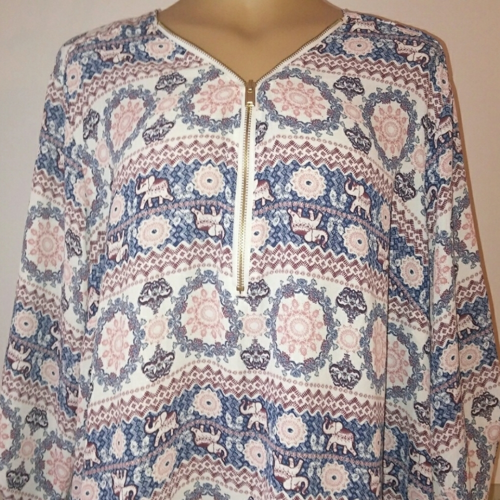 Rue21 3X Elephant pattern pullover blouse